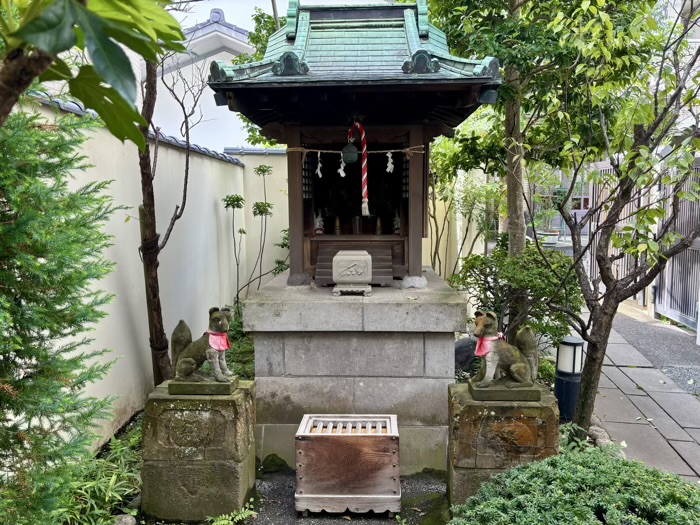 鎌倉 豊島屋稲荷神社